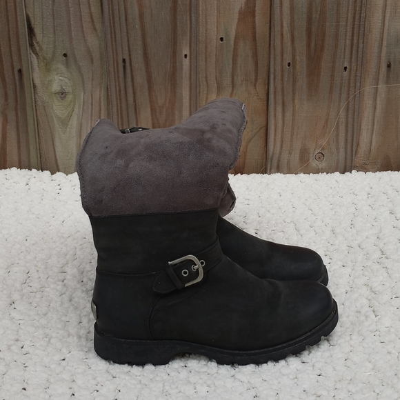 UGG D'Alene Adirondack ll Black/Charcoal Boot - Picture 5 of 9